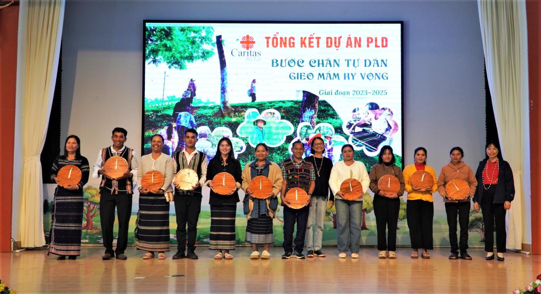 TỔNG KẾT HÀNH TRÌNH PLD GIAI ĐOẠN 4 BƯỚC CHÂN TỰ DÂN – GIEO MẦM HY VỌNG