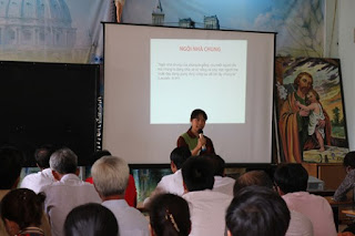 Training to raise awareness about climate change and environmental protection