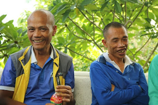 Niềm vui dã ngoại của anh em tâm thần